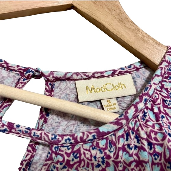 Modcloth Sleeveless Knit Top With Keyhole Accent Purple and Blue Size Small - Picture 4 of 7